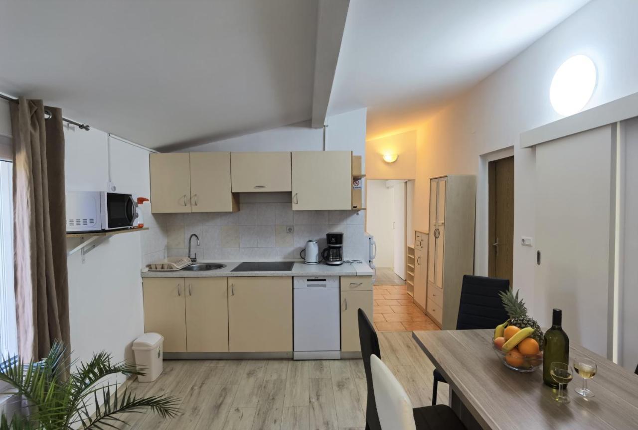 Apartment Rosemary 메덜린 외부 사진