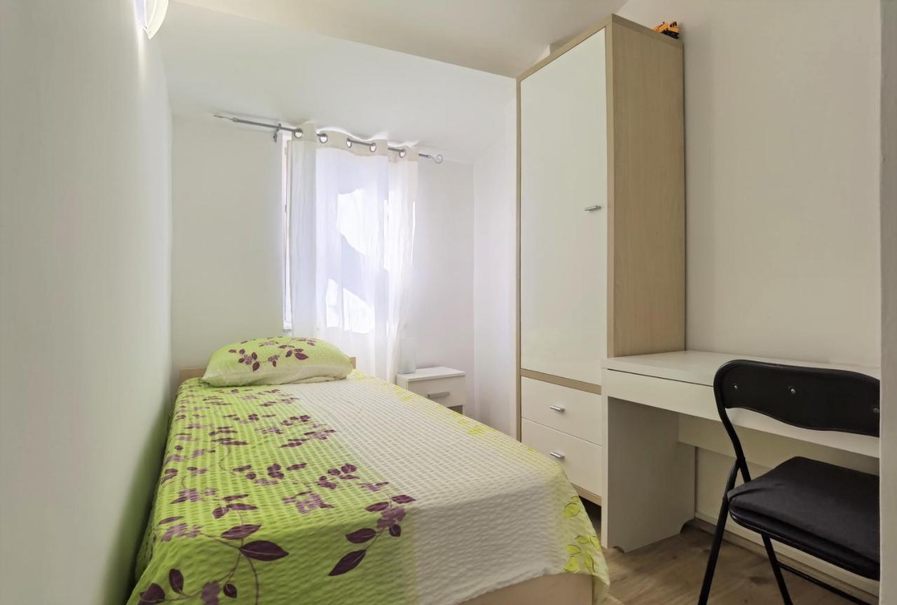 Apartment Rosemary 메덜린 외부 사진